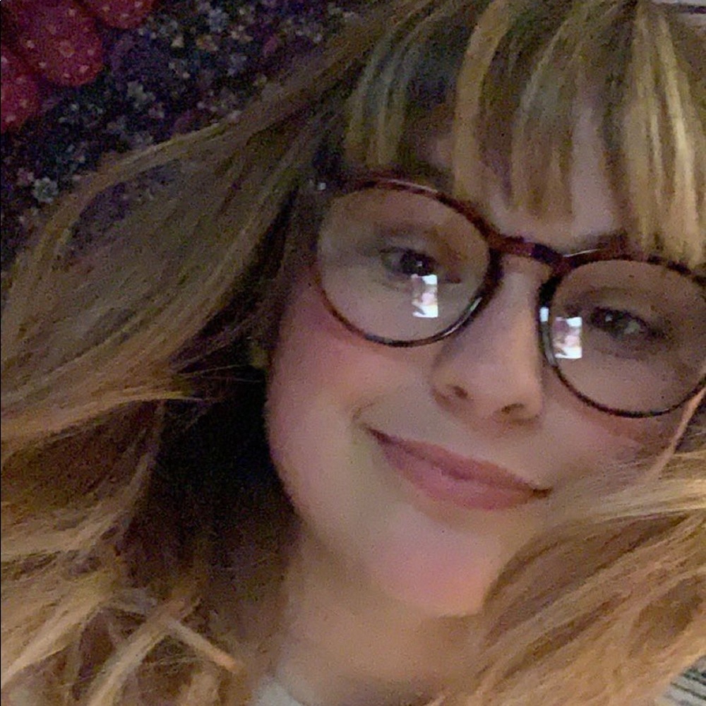 Meet your Posher, Beth